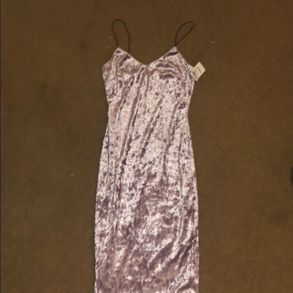 PURPLE VELVET BODYCON DRESS - Picture 2 of 4